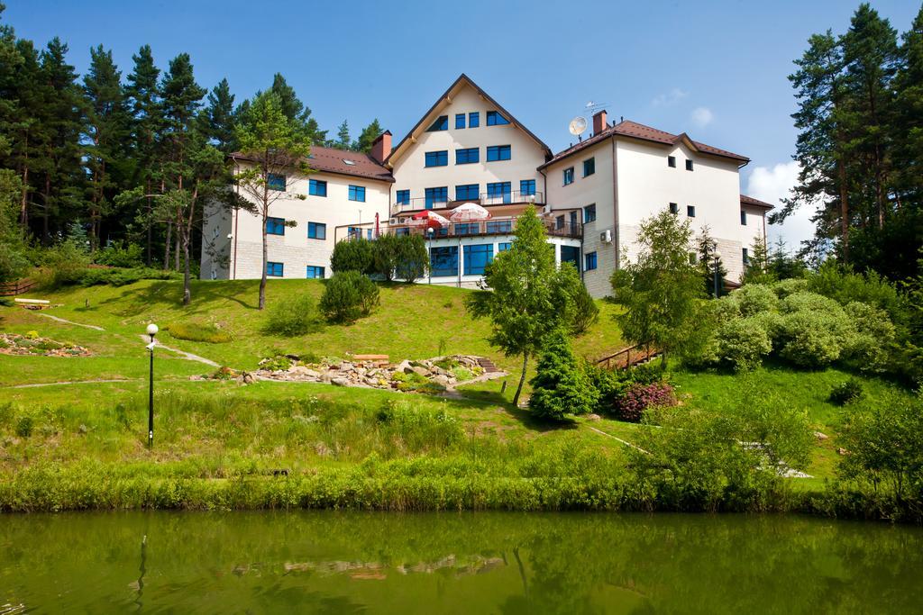 Hotel Perla Bieszczadow Geovita Czarna  Eksteriør billede